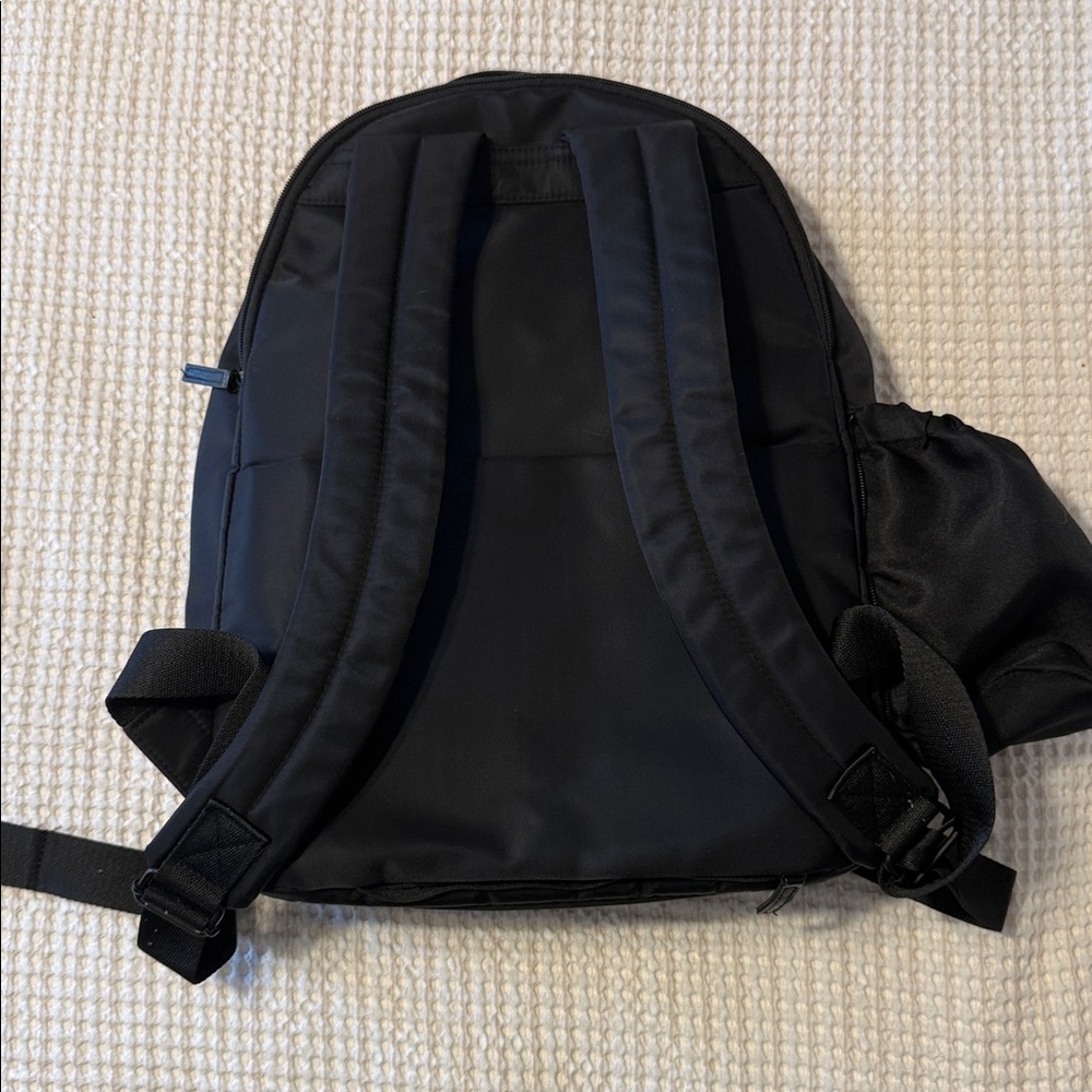 BEIS Black Minimalist Backpack - Picture 2 of 14
